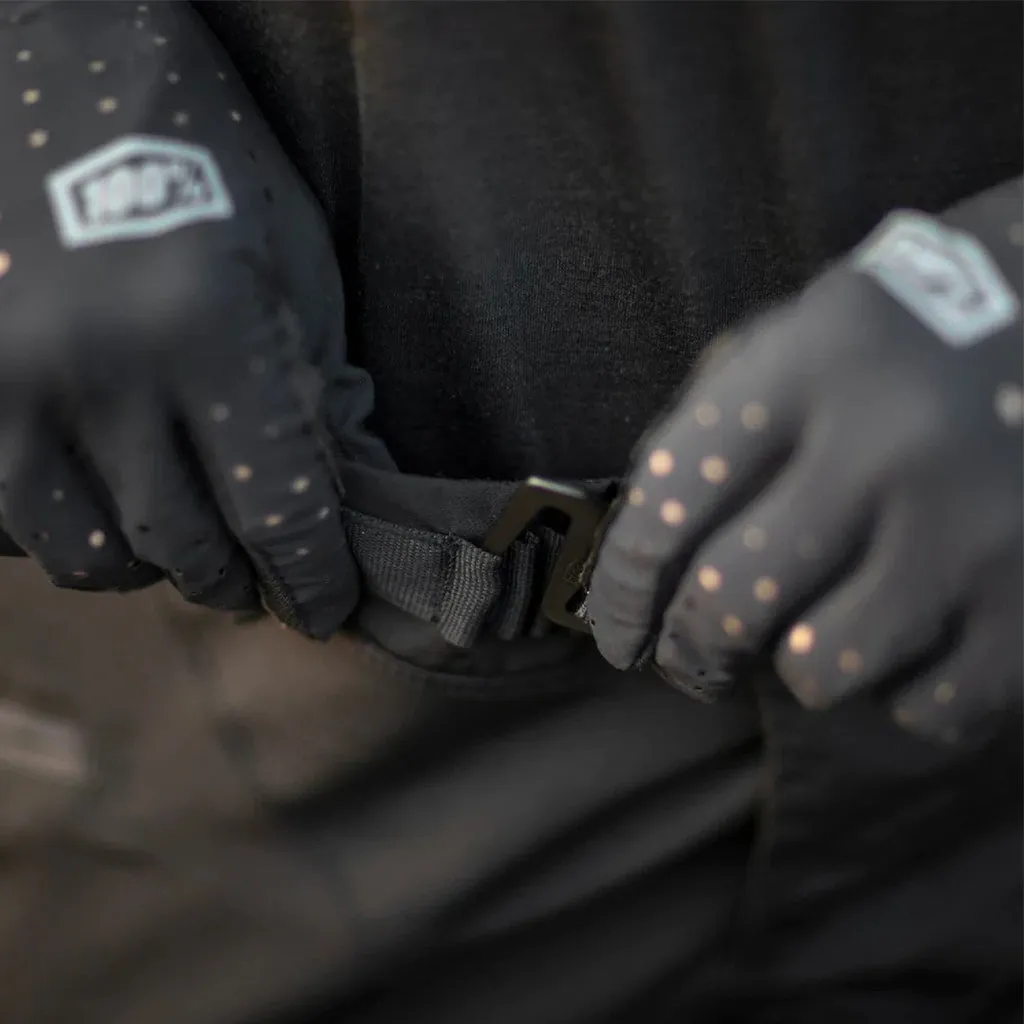100% AIRMATIC SHORTS