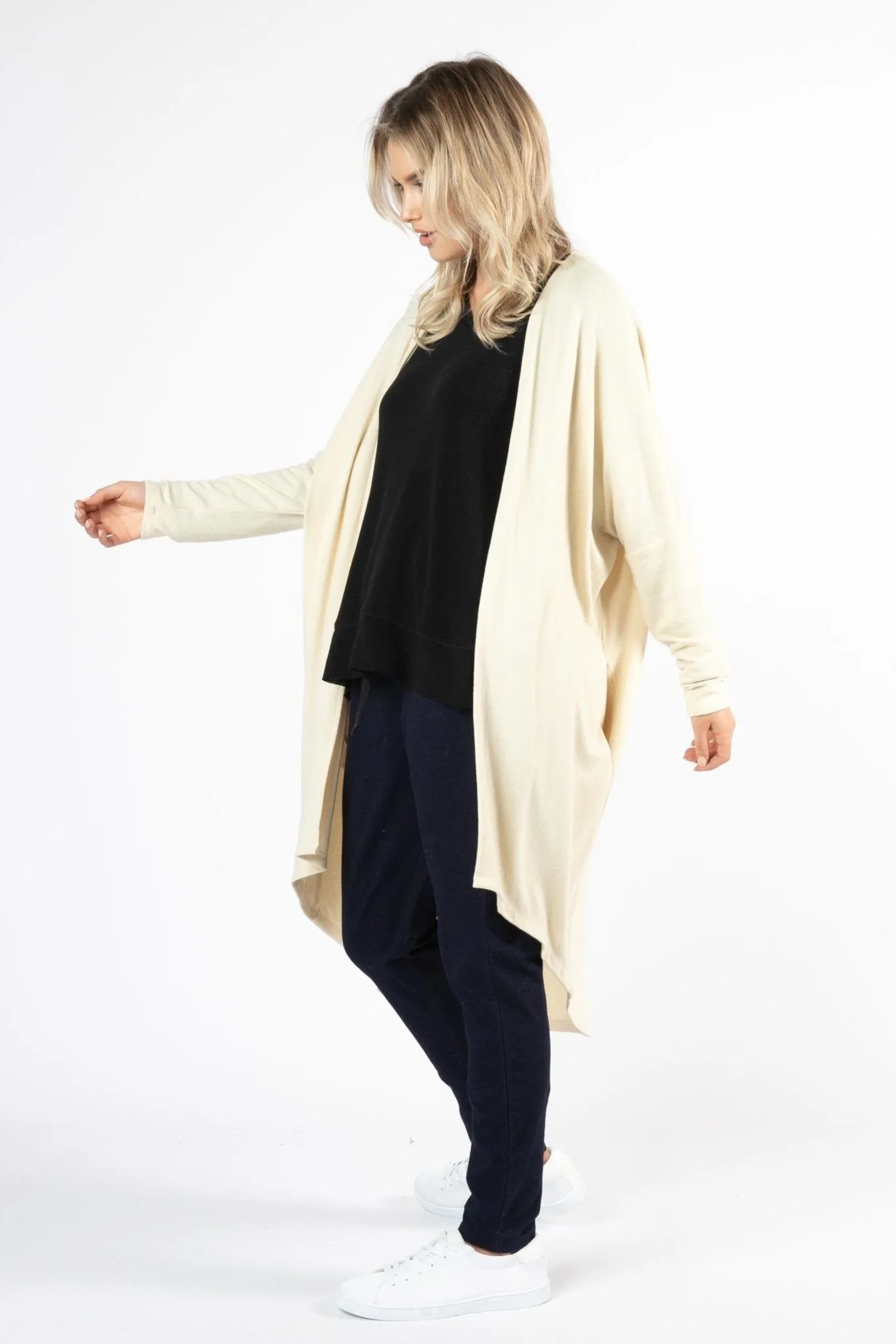Betty Basics Harlow Cardigan in Oatmeal
