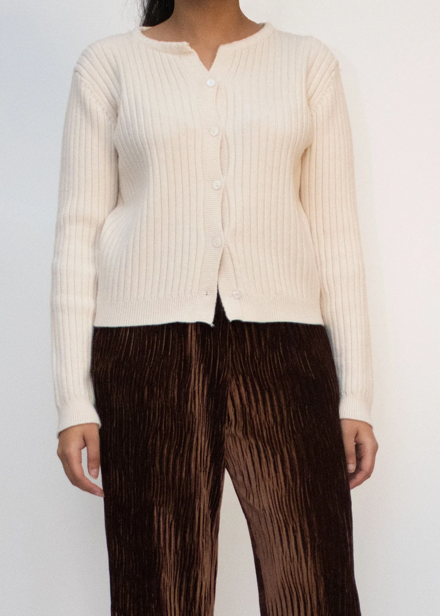 Cream Buttoned Knit Cardigan