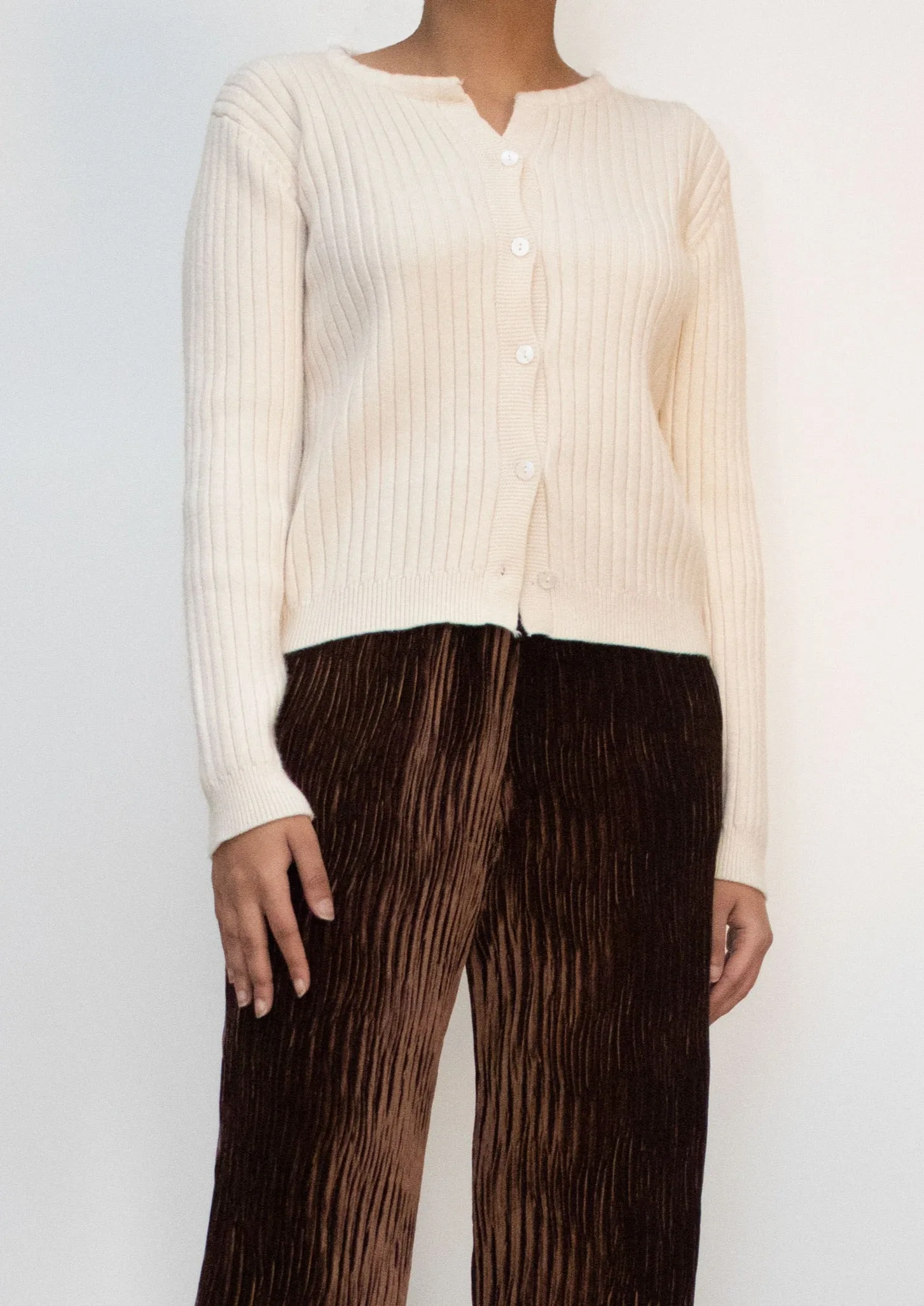 Cream Buttoned Knit Cardigan