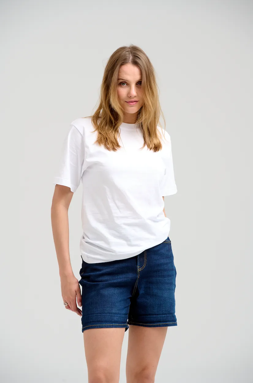 Denim Shorts   T-shirt - Pakketilbud