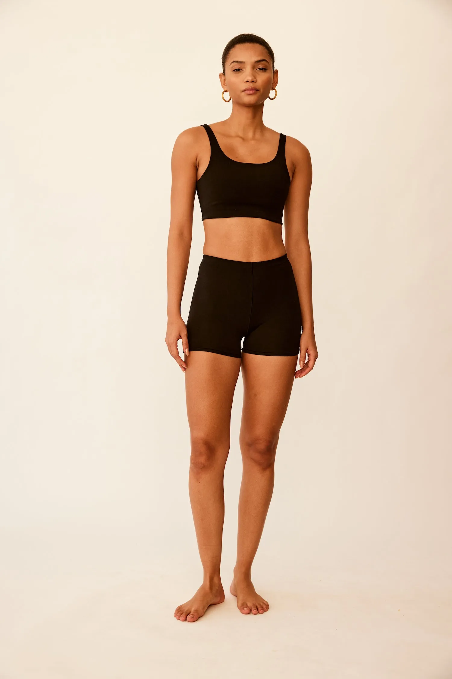 EVERYDAY SHORT BLACK
