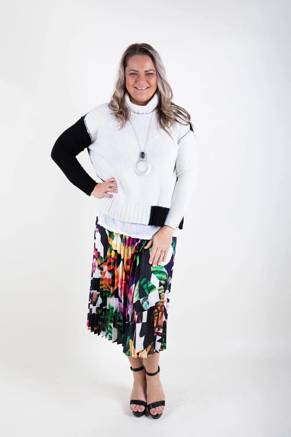Frank Lyman - 231373 Printed Skirt