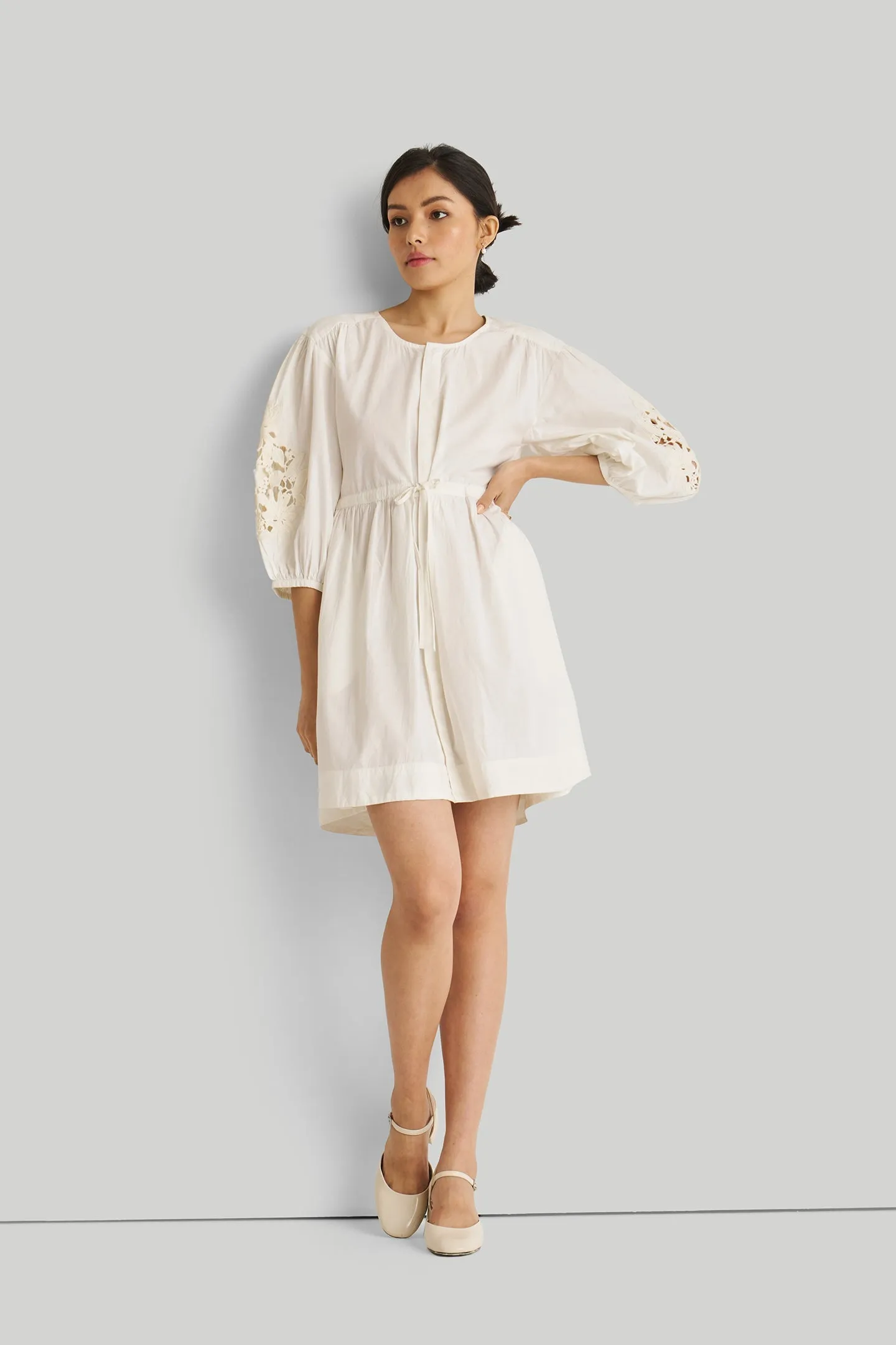 Reistor Shirt Dress with Balloon Sleeves in White