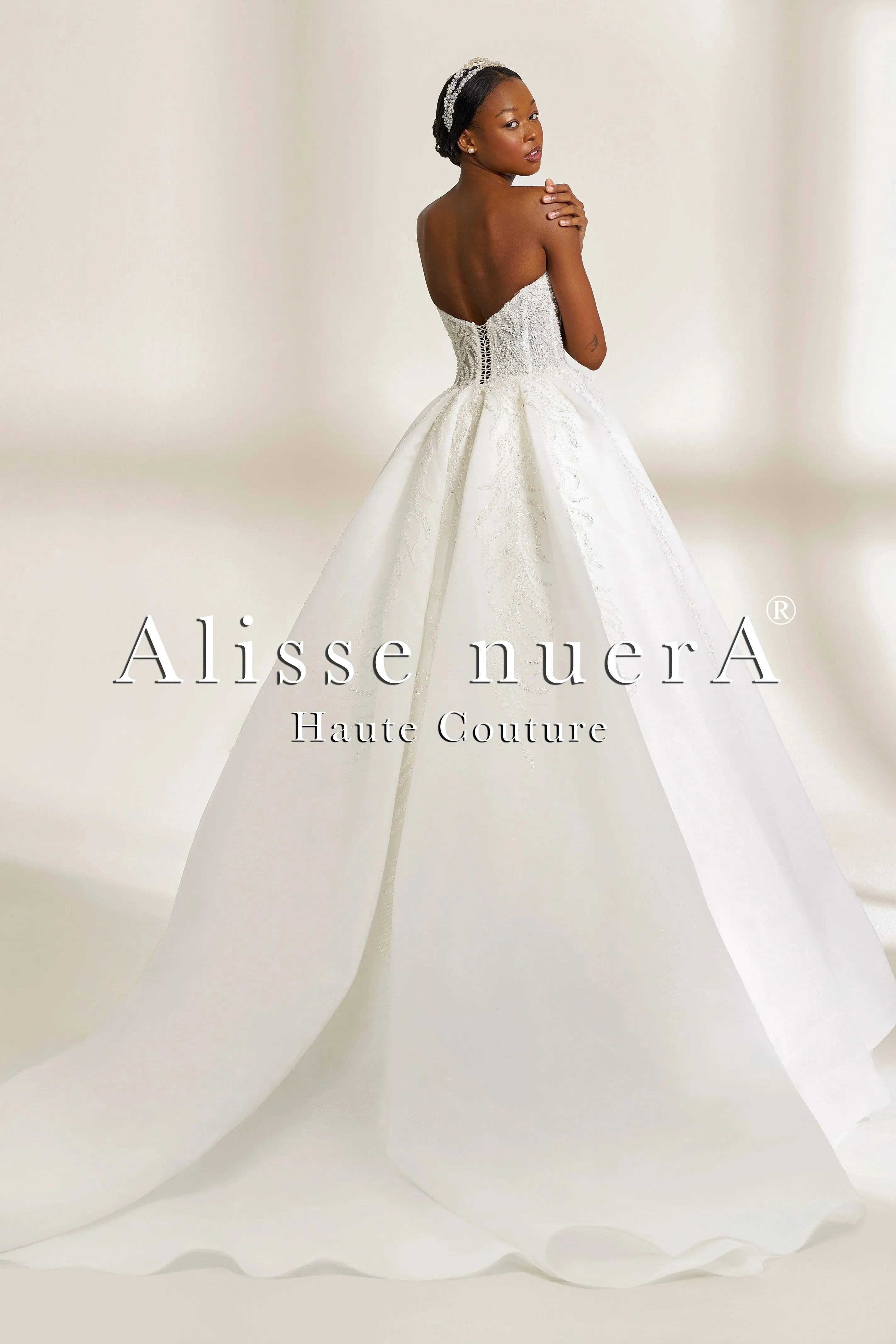 Strapless Sweetheart A-Line Wedding Dress with Long Train