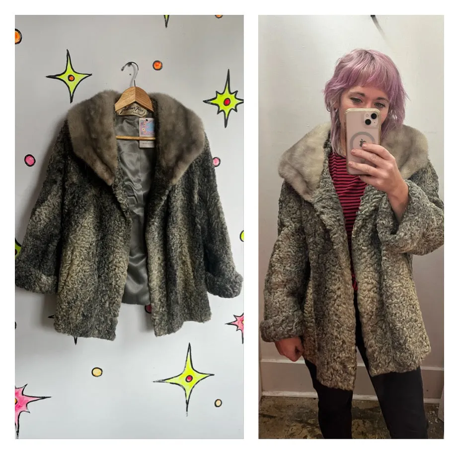 Vintage 40s 50s | Gray Lambswool Fur Coat with Mink Collar | Small